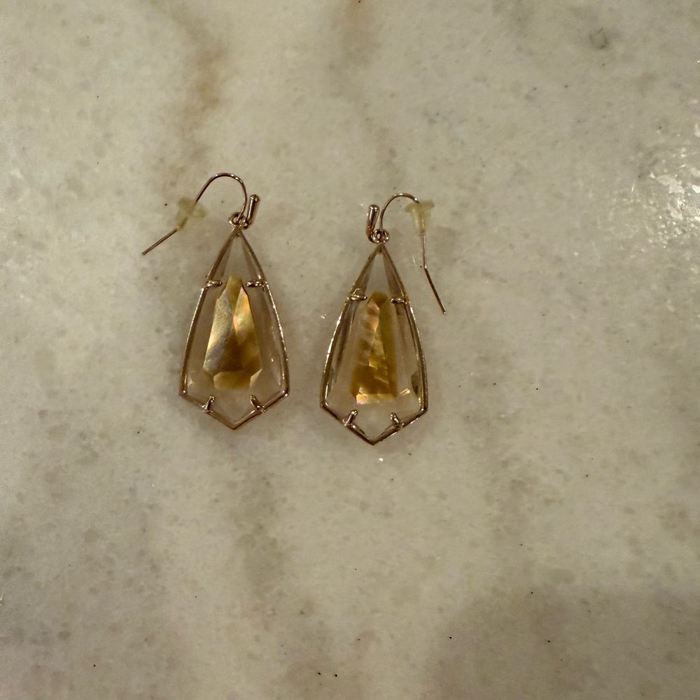 Elegant Gold Drop Earrings